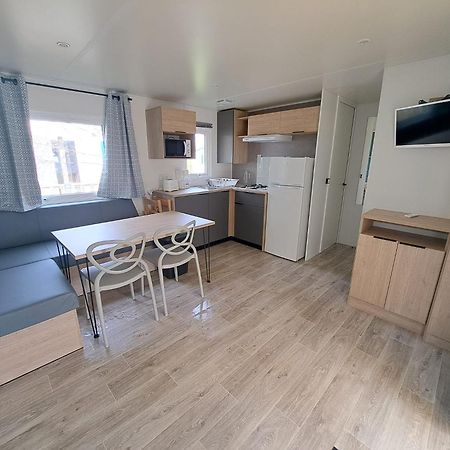 Camping Sainte Mere Eglise Εξωτερικό φωτογραφία