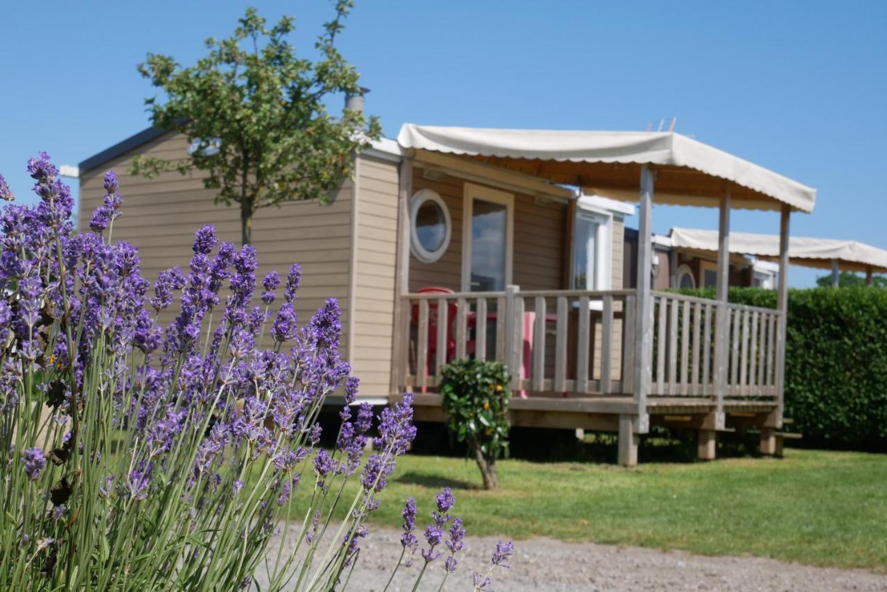 Camping Sainte Mere Eglise Εξωτερικό φωτογραφία